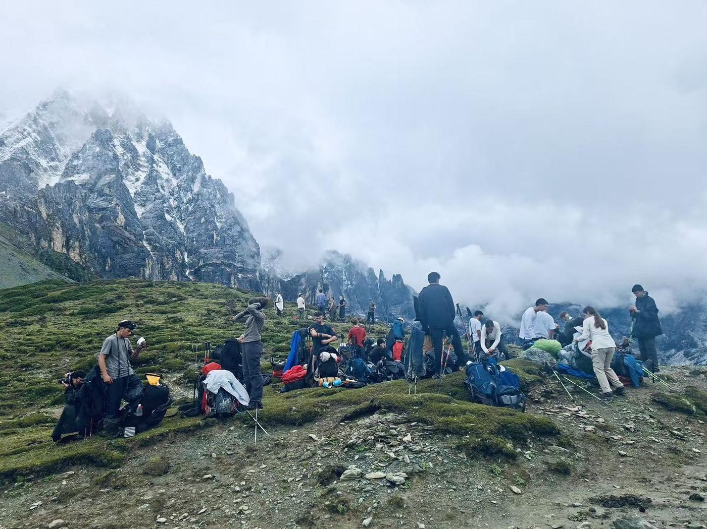Yading trek photo 1