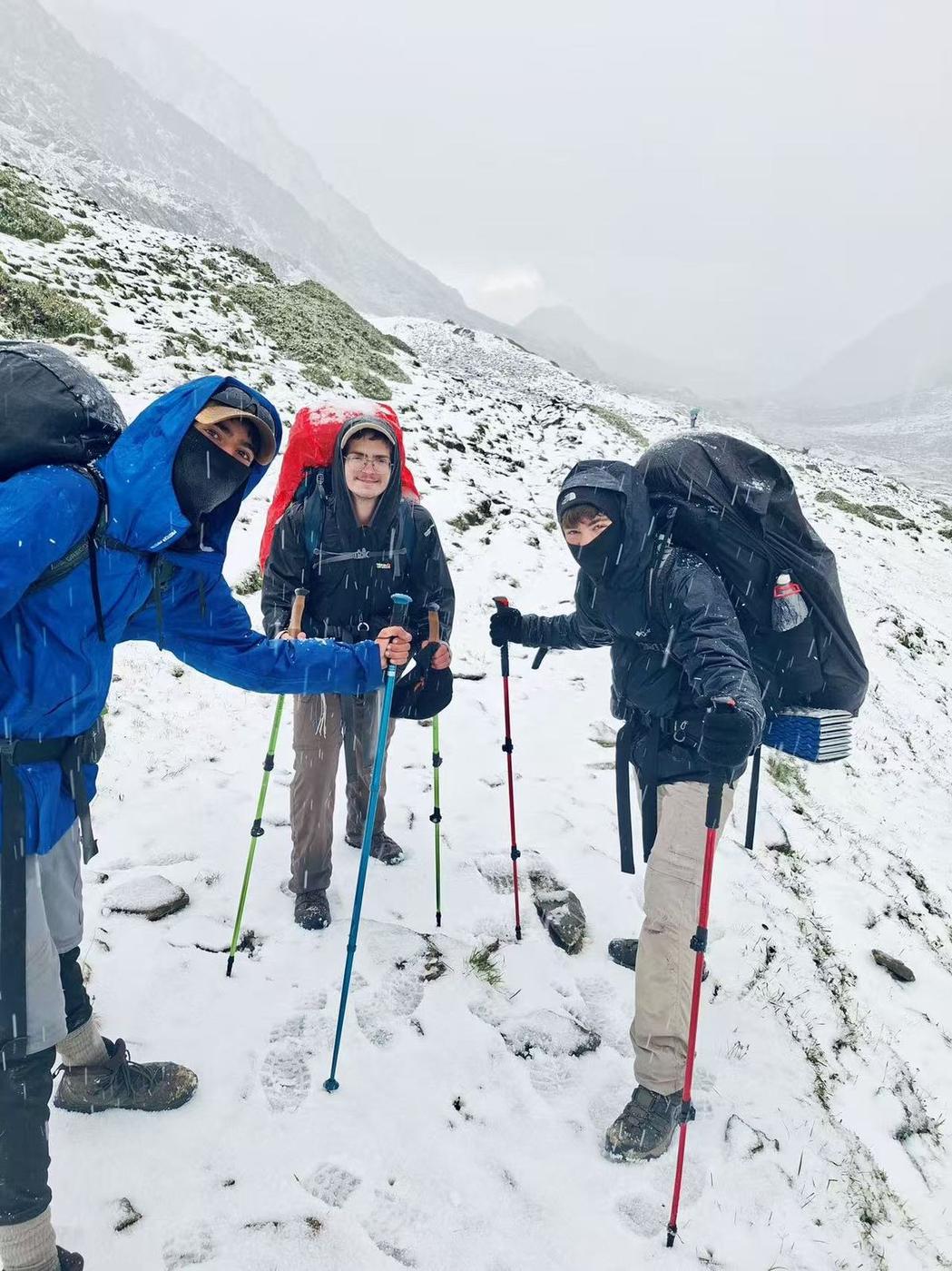 Yading trek photo 2