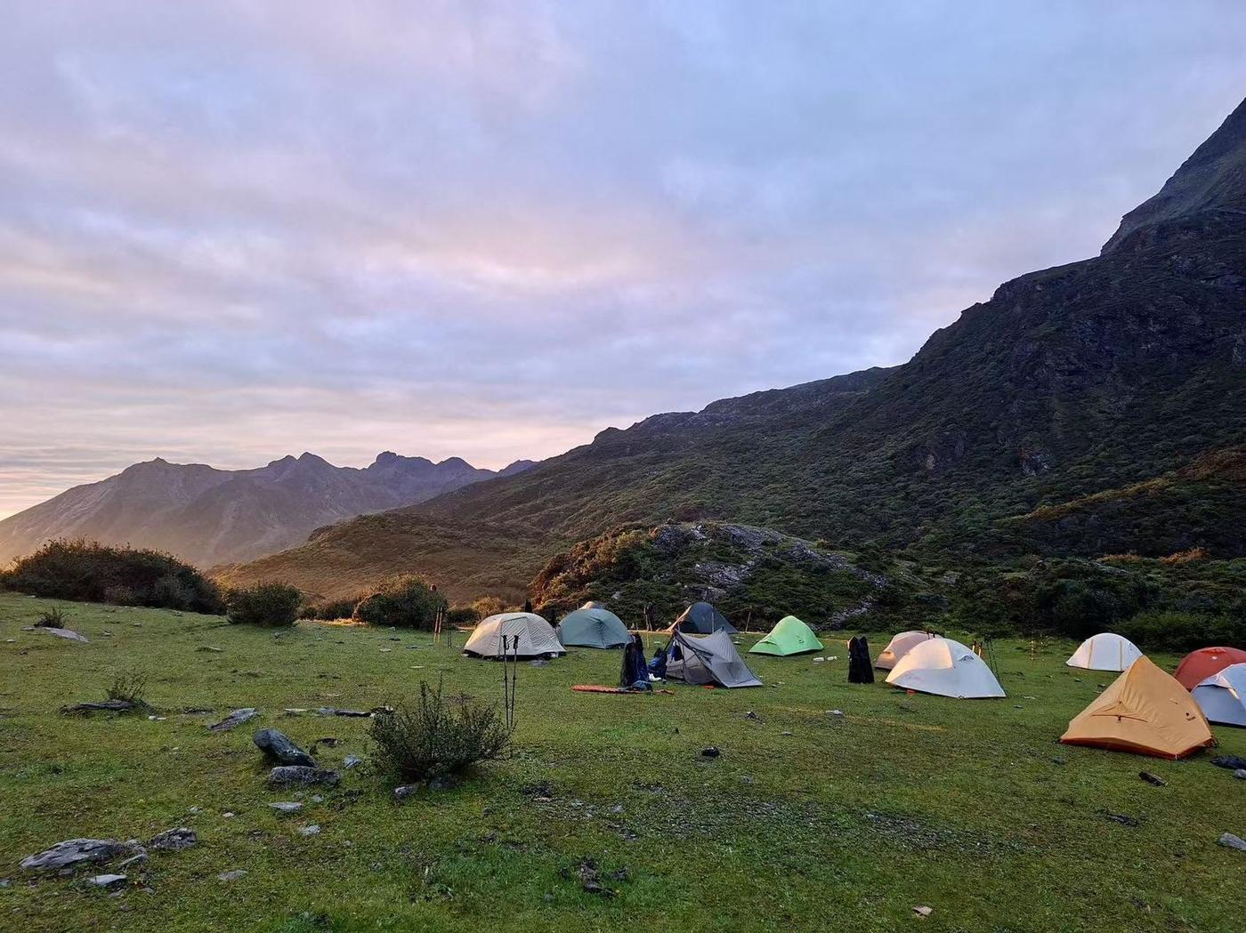 Yading trek photo 3